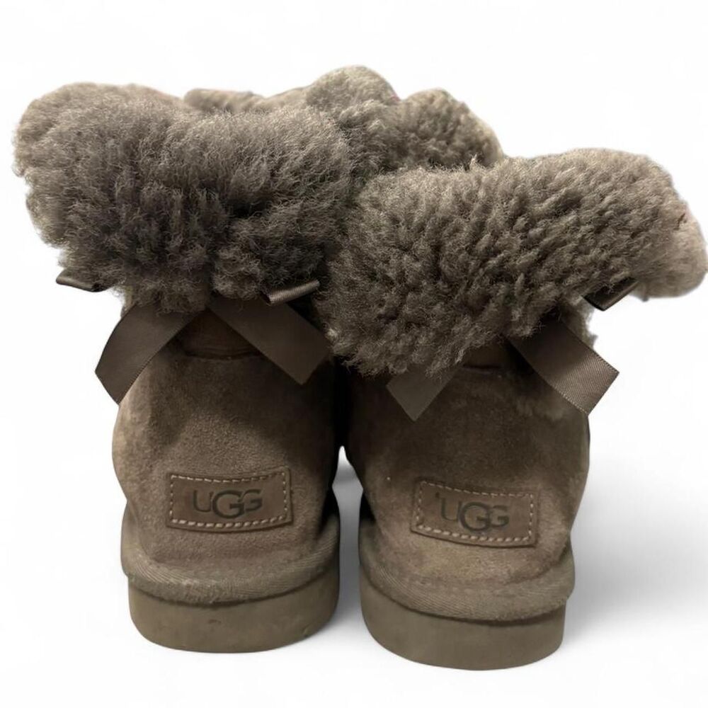 Womens Ugg Bailey Bow Boots SZ 8